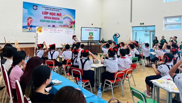 Tạp ch&iacute; gi&aacute;o dục