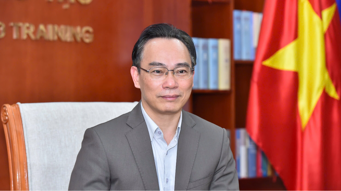 Thủ tướng Chính phủ giao quyền Bộ trưởng Bộ Giáo dục và Đào tạo cho ông Hoàng Minh Sơn