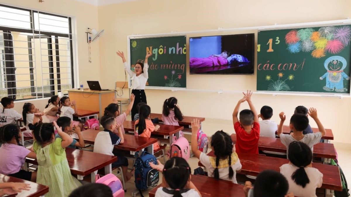 Những rào cản “khó nhìn thấy” trong hành trình đến trường của học sinh yếu thế