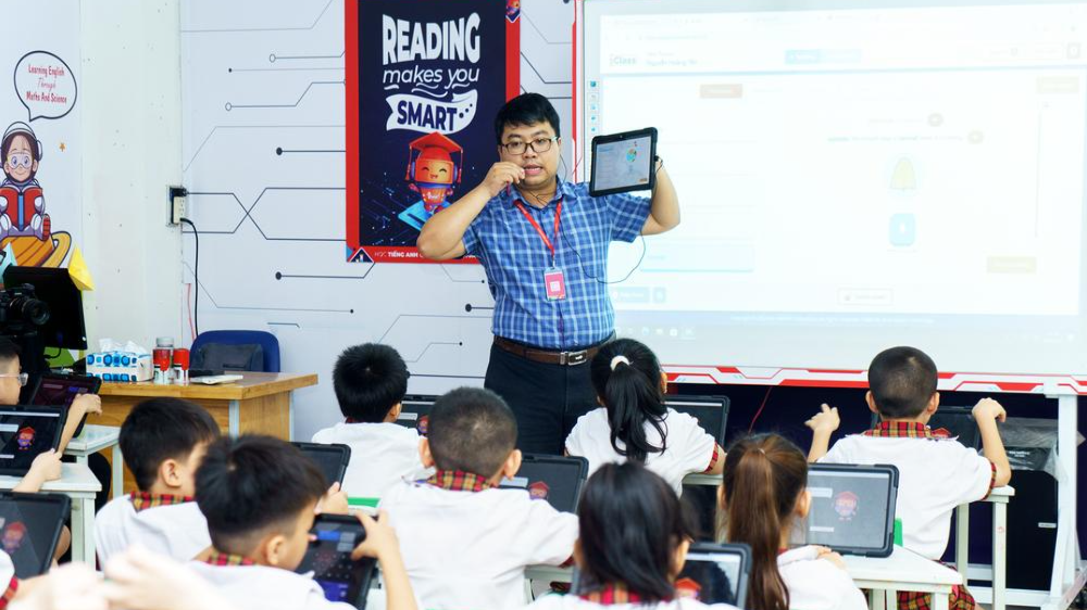 ChatGPT trong dạy học tiếng Anh: Từ hứa hẹn đổi mới đến những đòi hỏi mới đối với năng lực giáo viên