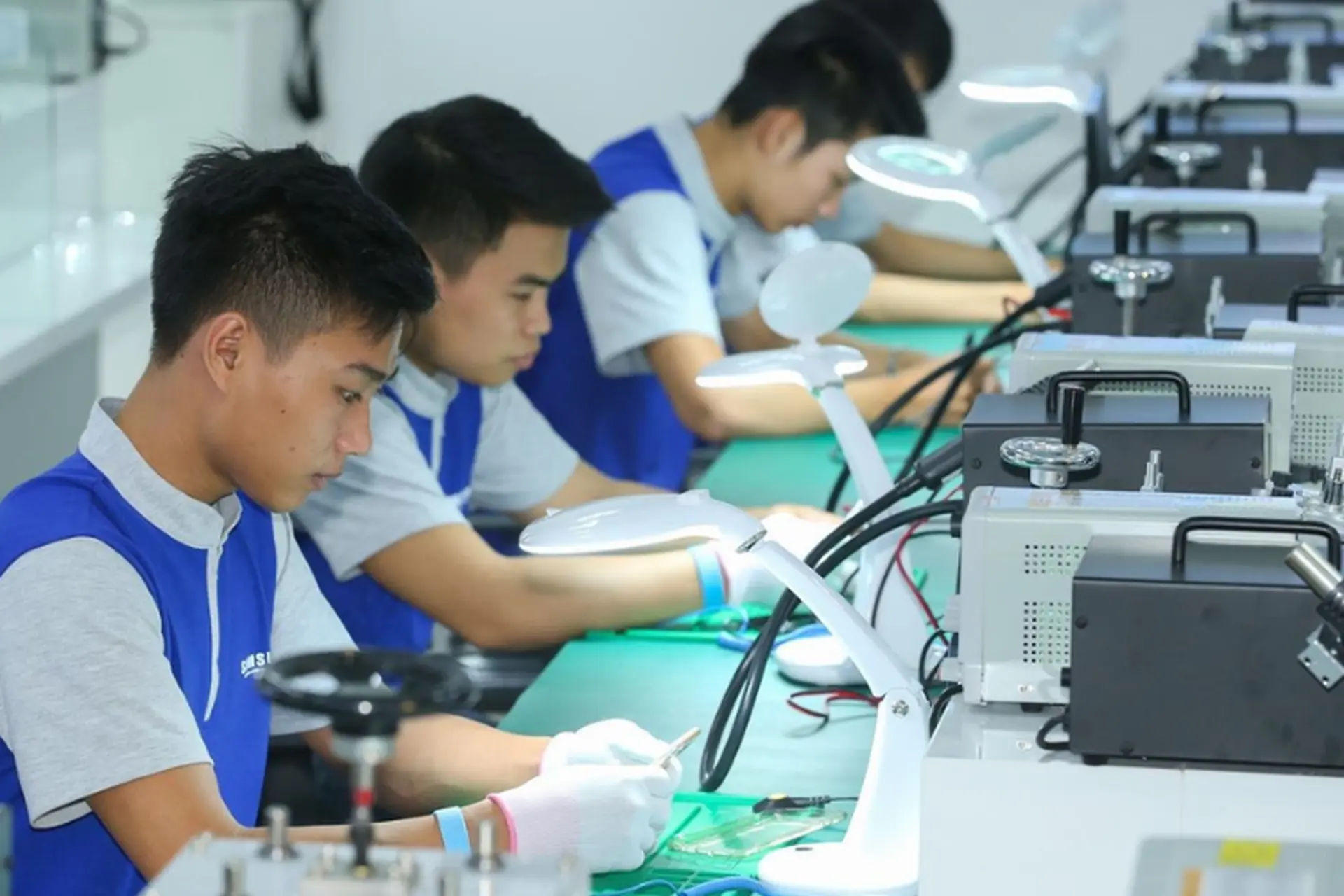 Trường nghề là có những nghề gì? Khám phá các nghề hot nhất hiện nay