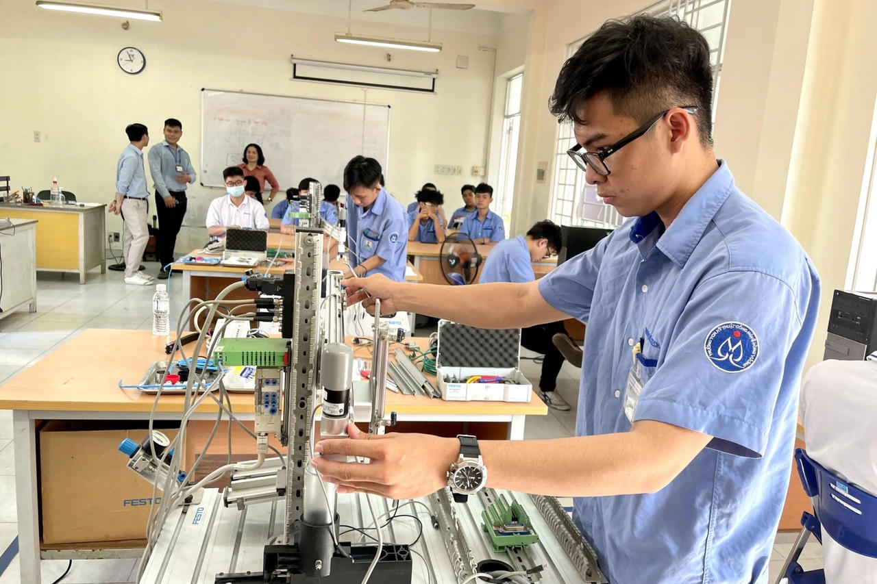 Tạp chí giáo dục