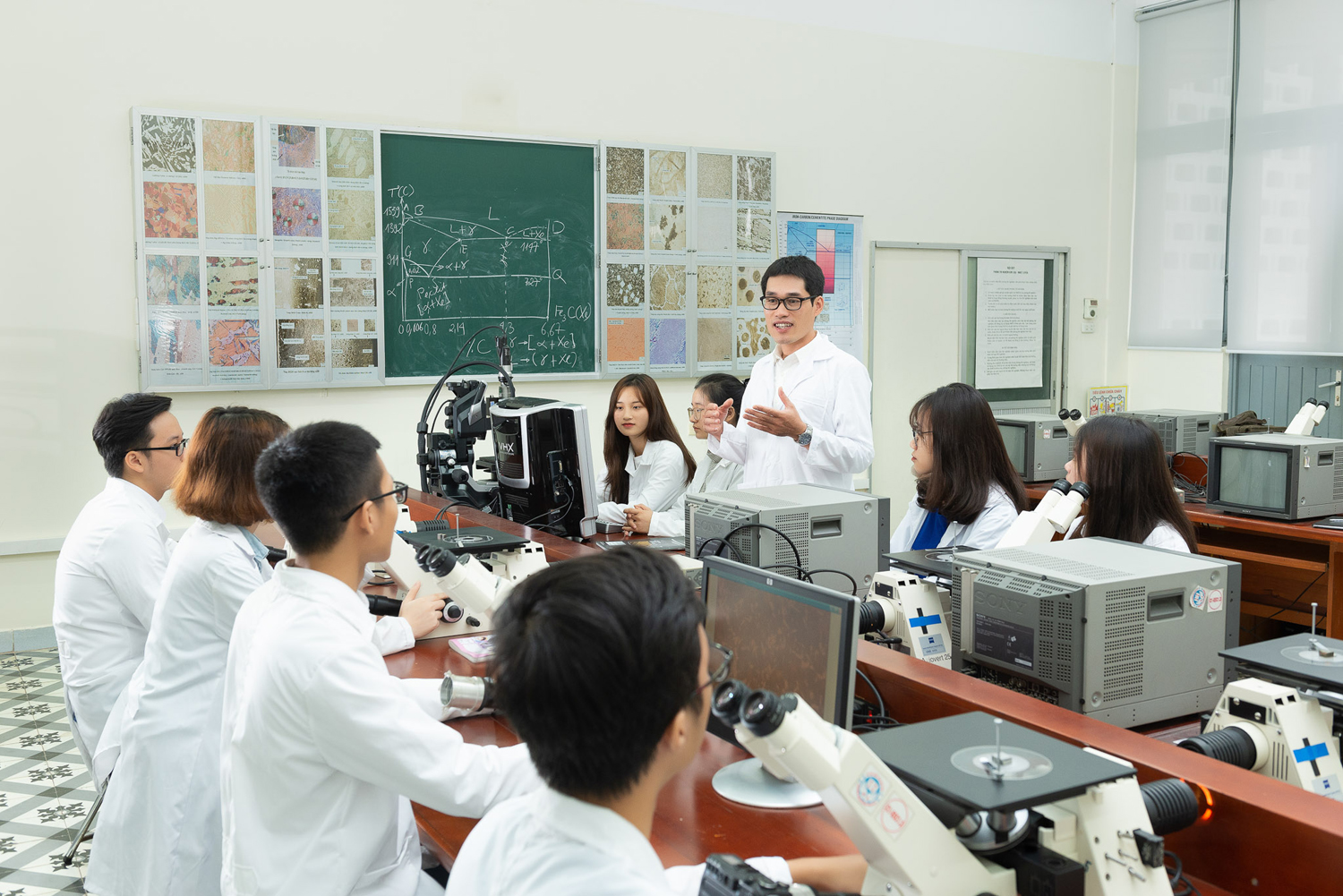 Tạp chí giáo dục