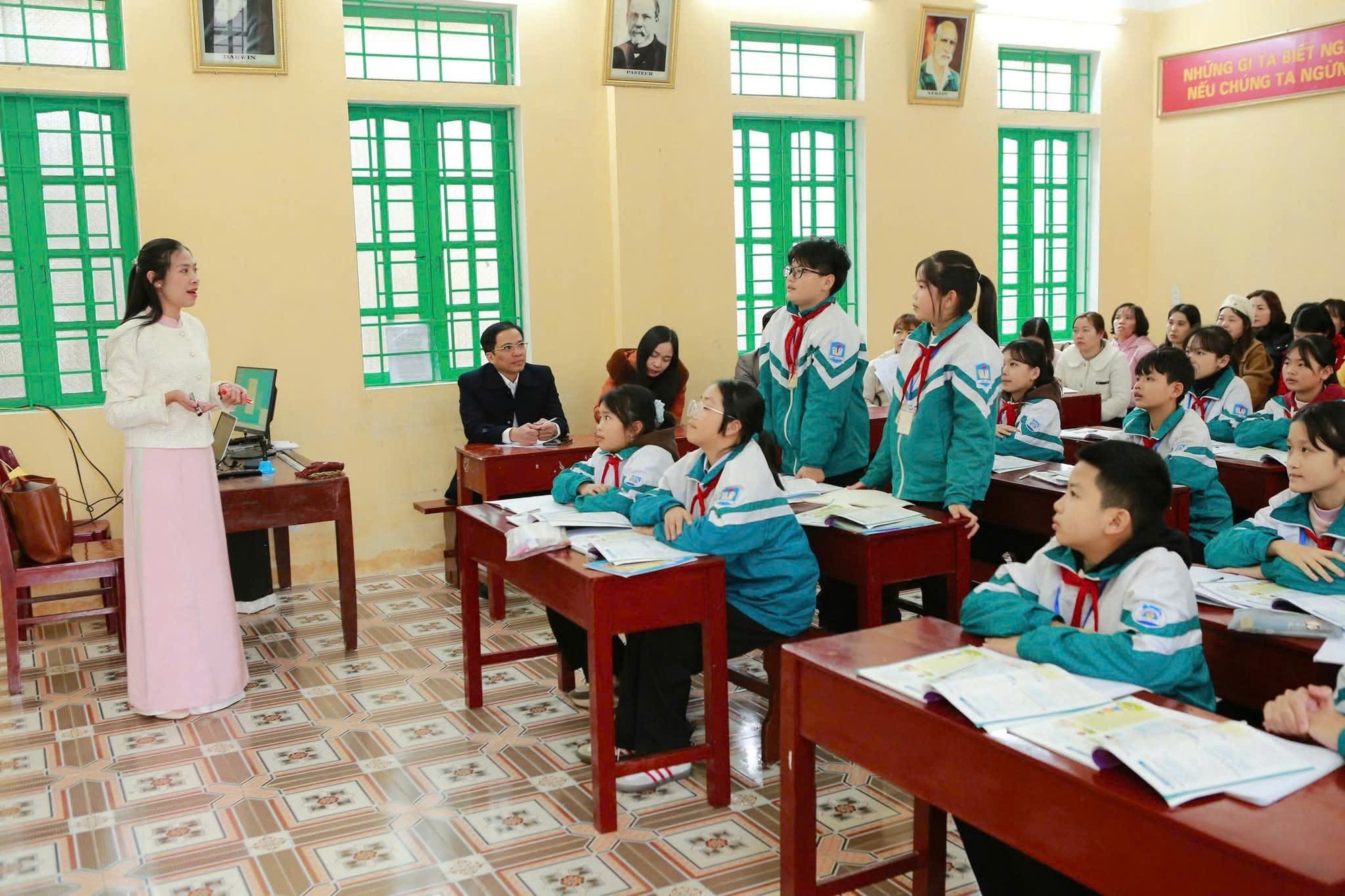 Tạp chí giáo dục
