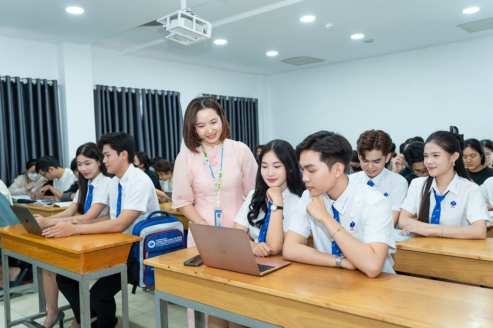 Tạp chí giáo dục