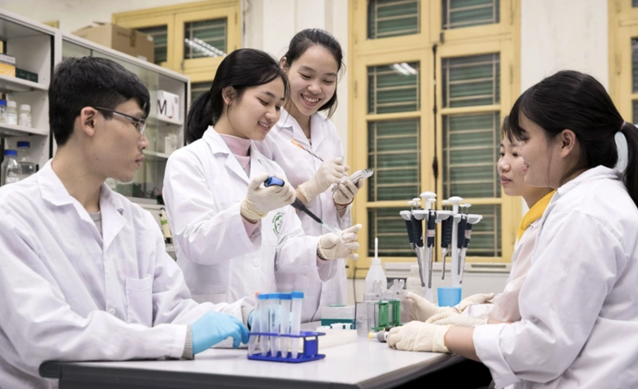 Tạp chí giáo dục