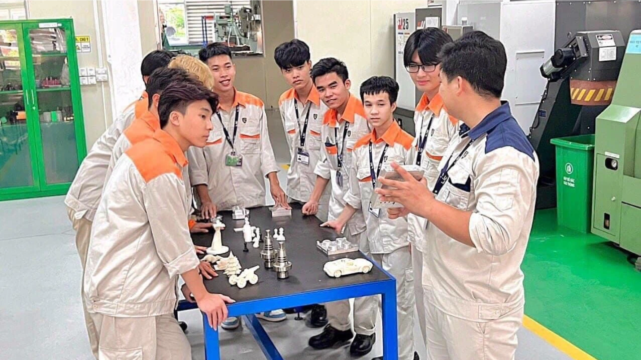 Chuẩn hóa giáo trình môn học chung trong giáo dục nghề nghiệp góp phần thích ứng thị trường lao động