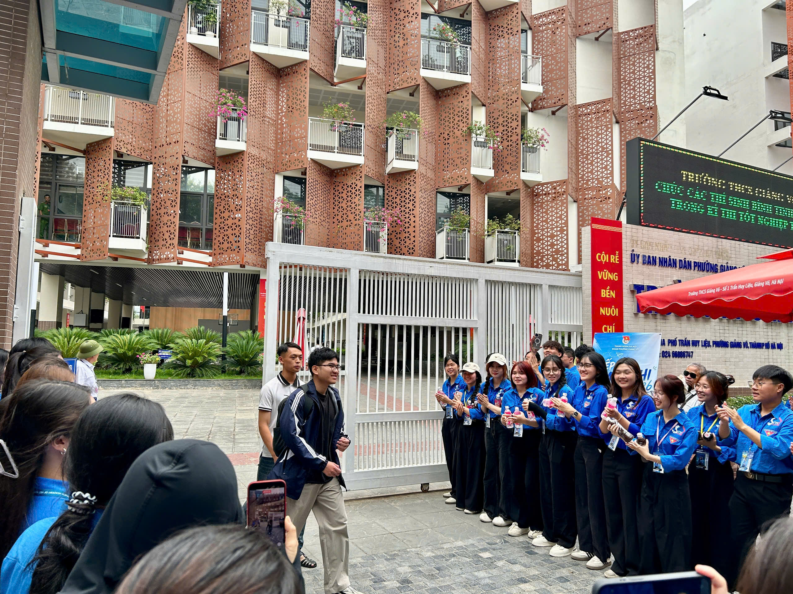 Tạp chí giáo dục