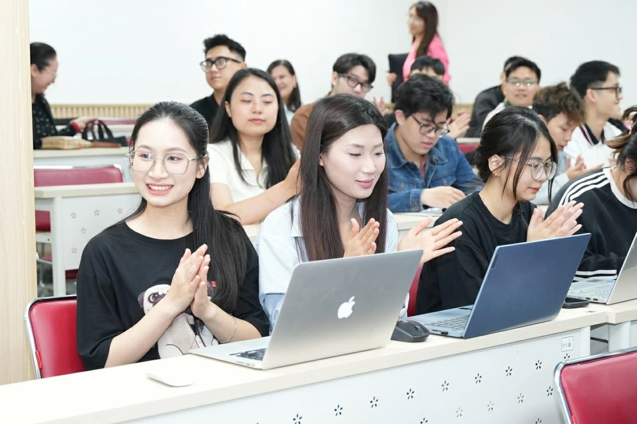 Tạp chí giáo dục