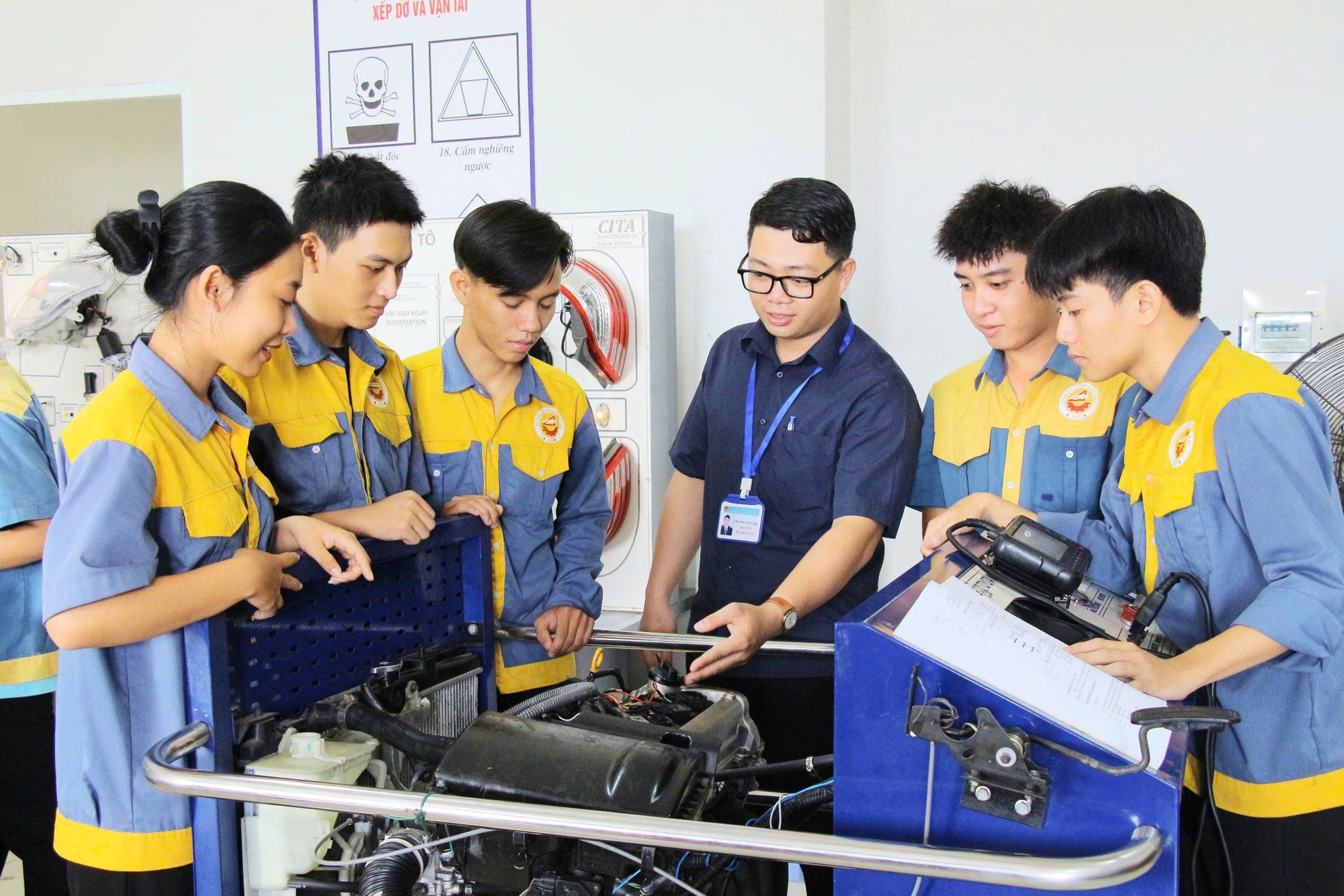 Tạp chí giáo dục