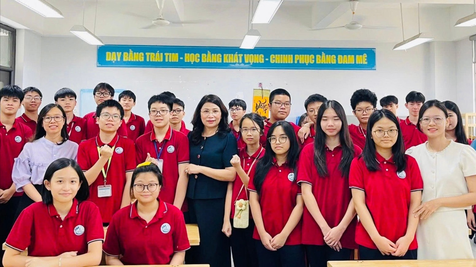 Đề xuất đổi cách tính phụ cấp chức vụ, giảm thủ tục cho cán bộ quản lý giáo dục