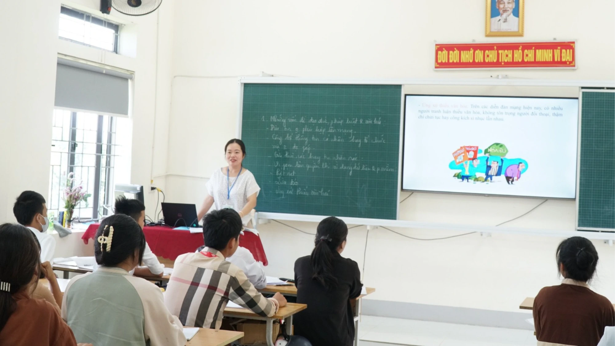Thông tư mới siết chặt nguyên tắc tự nguyện trong hoạt động của Ban đại diện cha mẹ học sinh