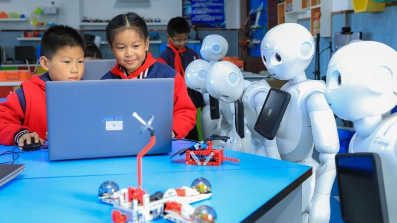 Đột phá giáo dục và đào tạo trước bước ngoặt của kỷ nguyên trí tuệ nhân tạo (AI)