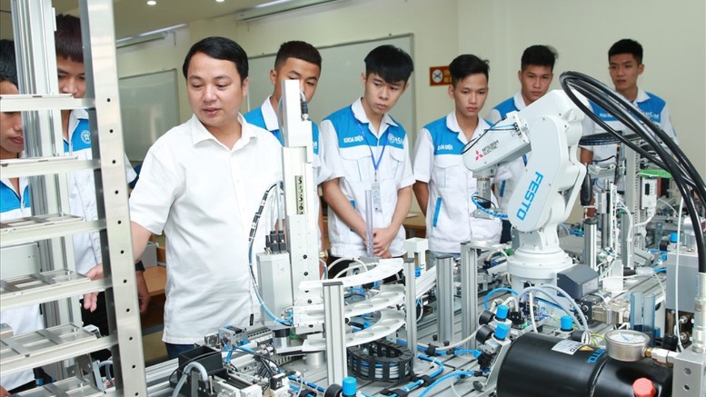 Tạo đột phá nguồn nhân lực cao trong mô hình tăng trưởng mới của Việt Nam