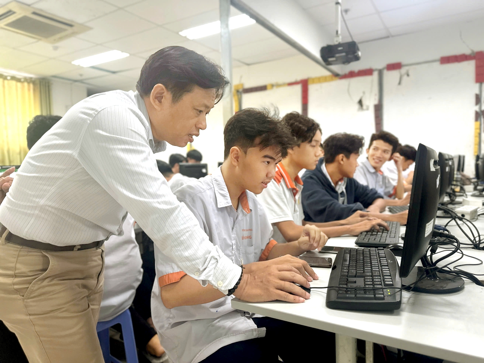 Tạp chí giáo dục