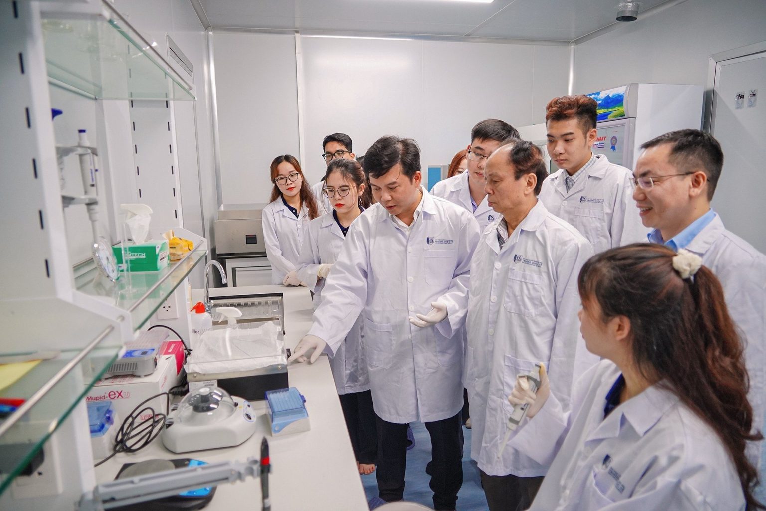 Tạp chí giáo dục