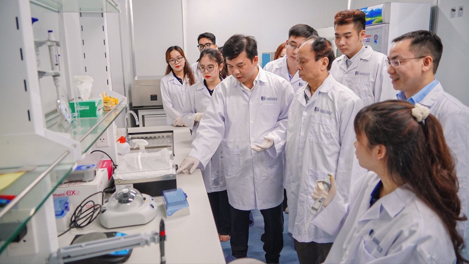 Xây dựng năng lực nghiên cứu cho các cơ sở giáo dục đại học