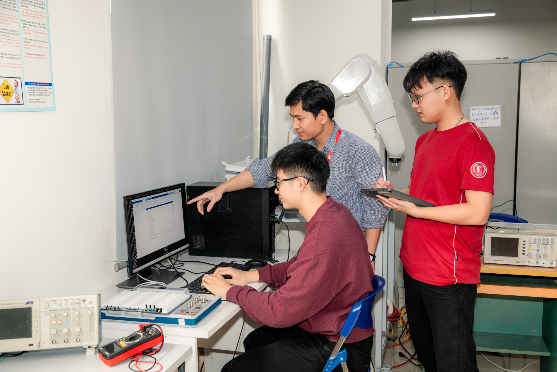 Tạp chí giáo dục