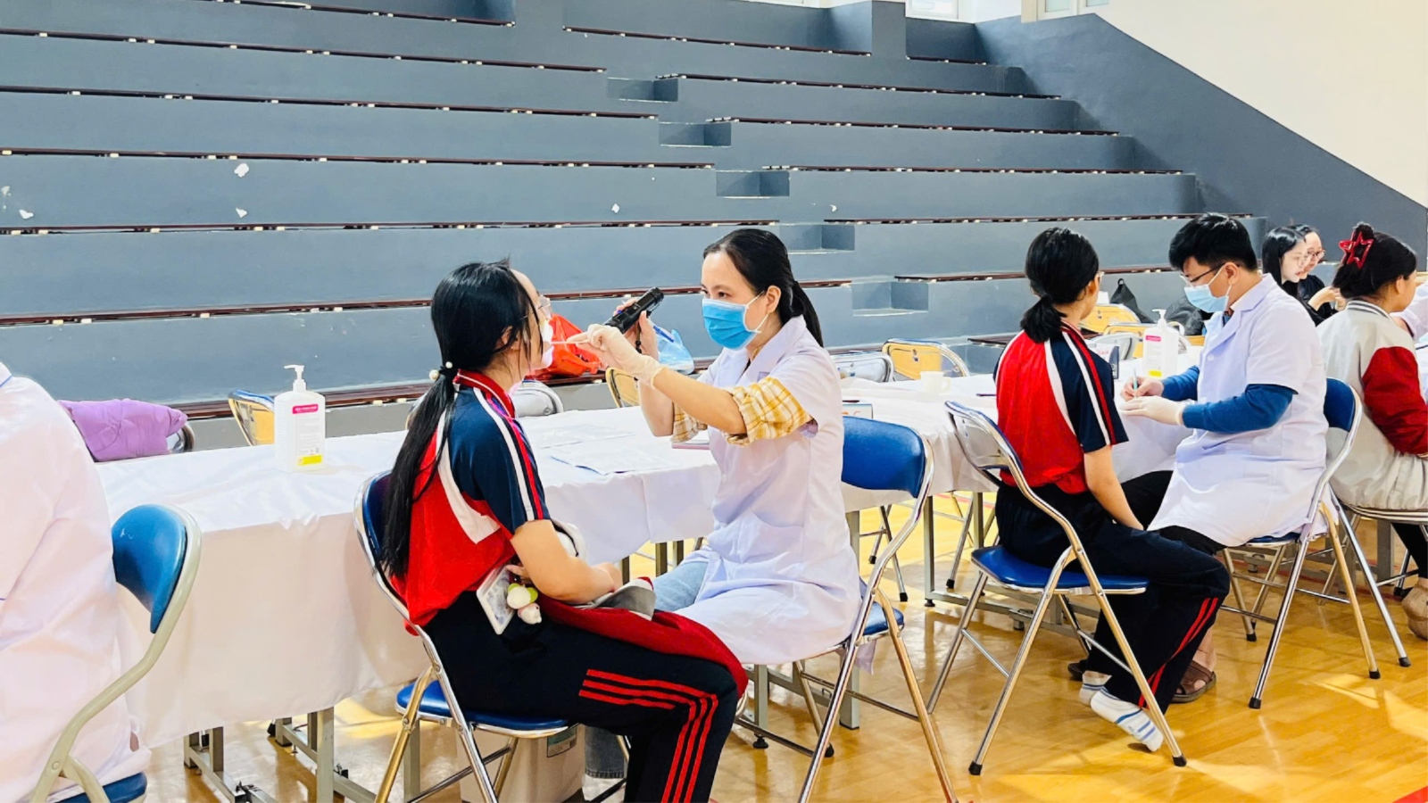 Nâng cao chất lượng y tế học đường để phát triển người học toàn diện