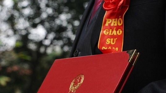 Giao đại học tự bổ nhiệm giáo sư, phó giáo sư: Tự chủ phải đi cùng trách nhiệm giải trình