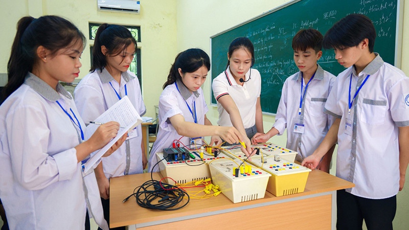 Hoàn thiện mạng lưới giáo dục nghề nghiệp, nâng cao chất lượng đào tạo nhân lực