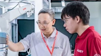 Quỹ học bổng Quốc gia: Thêm động lực thu hút và bồi dưỡng nhân tài