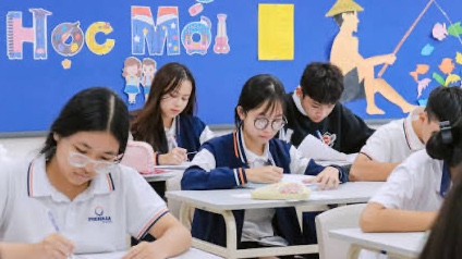 Đổi mới chương trình, sách giáo khoa trước những yêu cầu mới