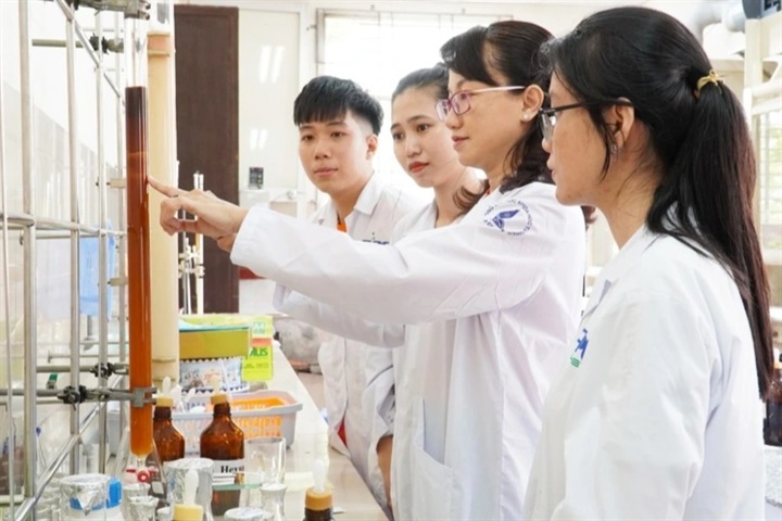 Tạp chí giáo dục