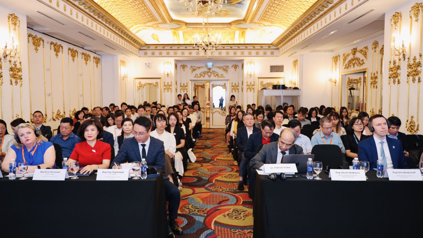 Xây dựng hệ sinh thái chuyển đổi số trong giáo dục nghề nghiệp: Gắn kết đào tạo với việc làm bền vững