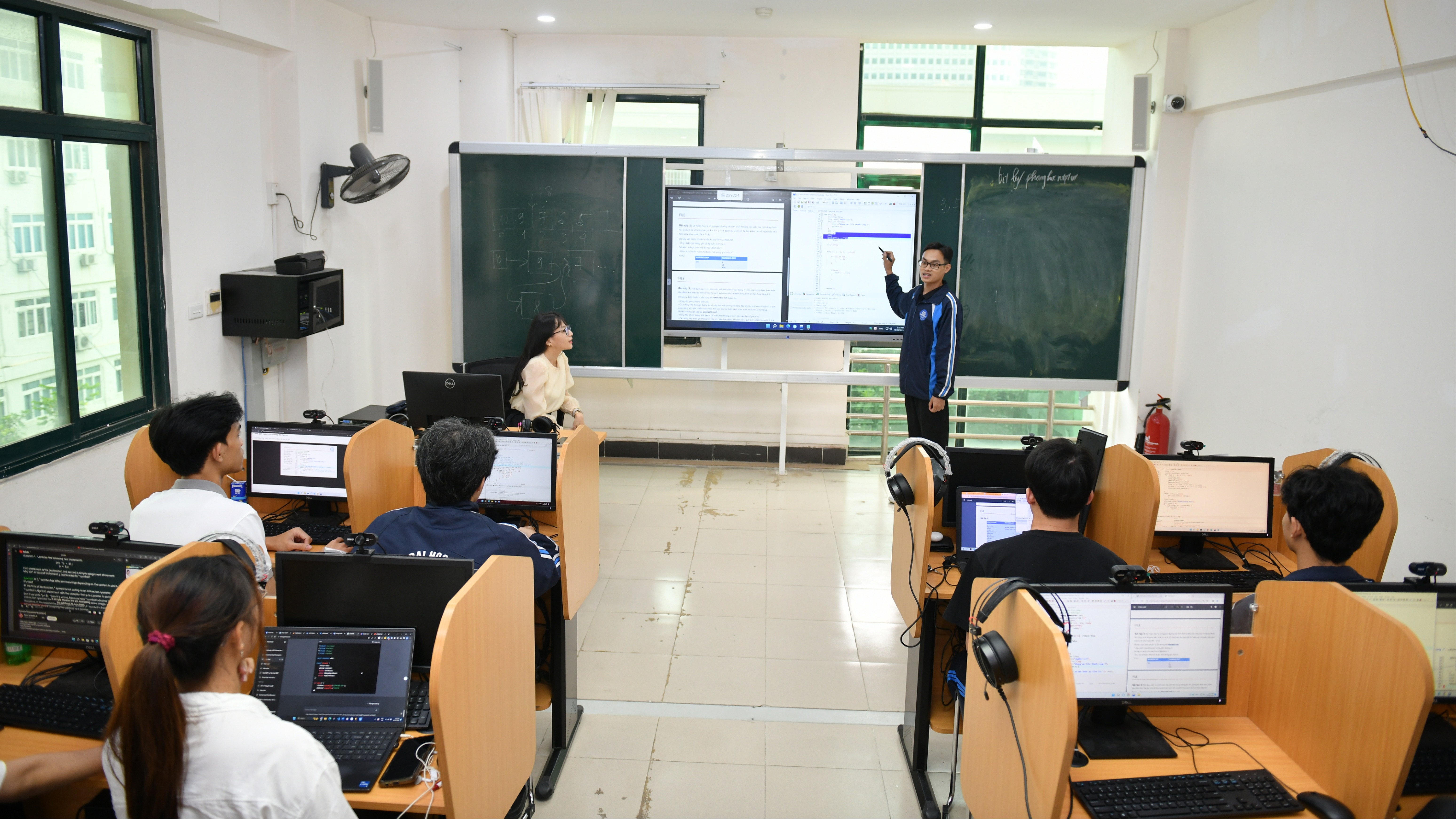 Tạp chí giáo dục