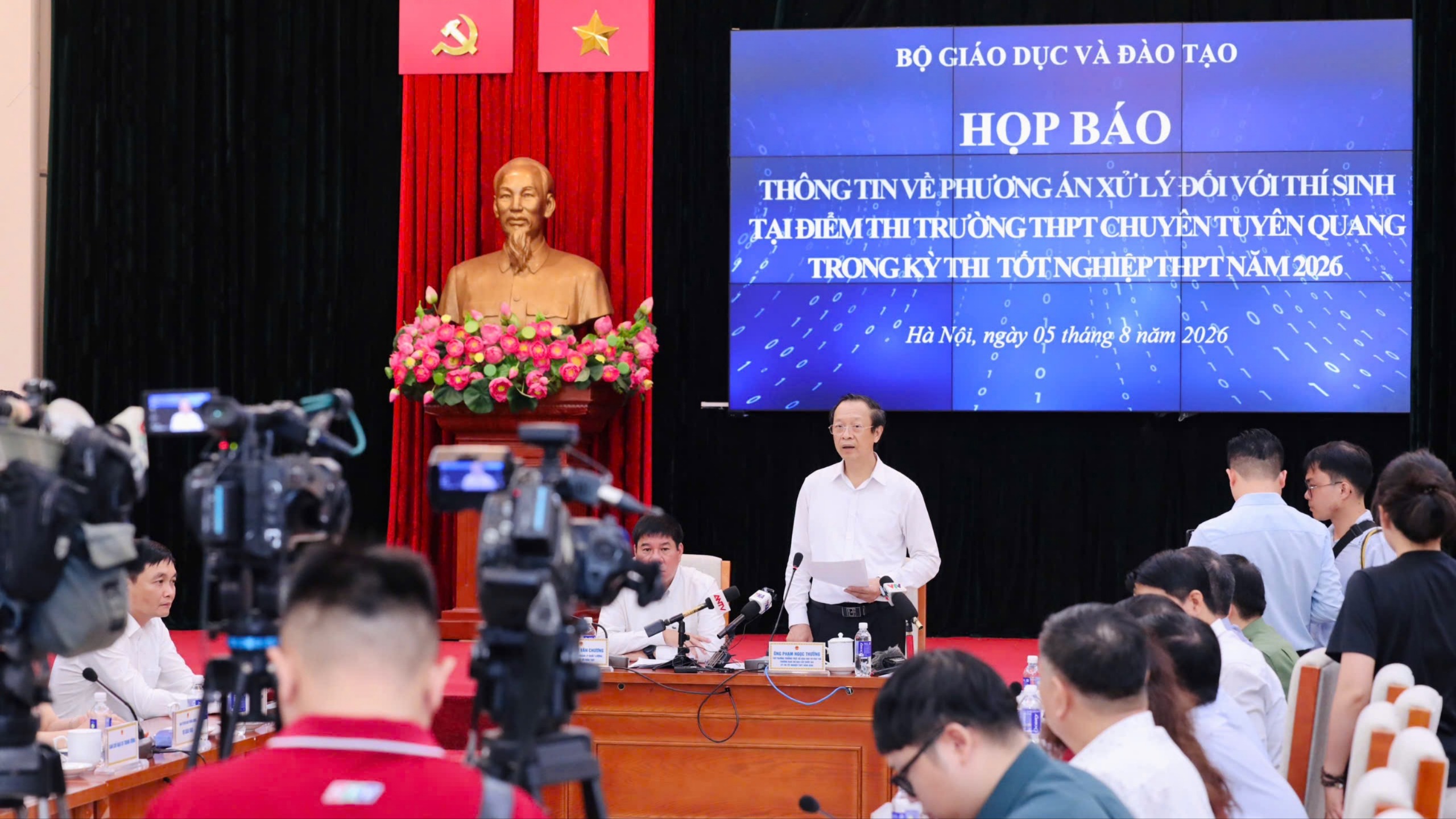 Tổ chức thi lại cho 328 thí sinh tại Điểm thi Trường THPT chuyên Tuyên Quang