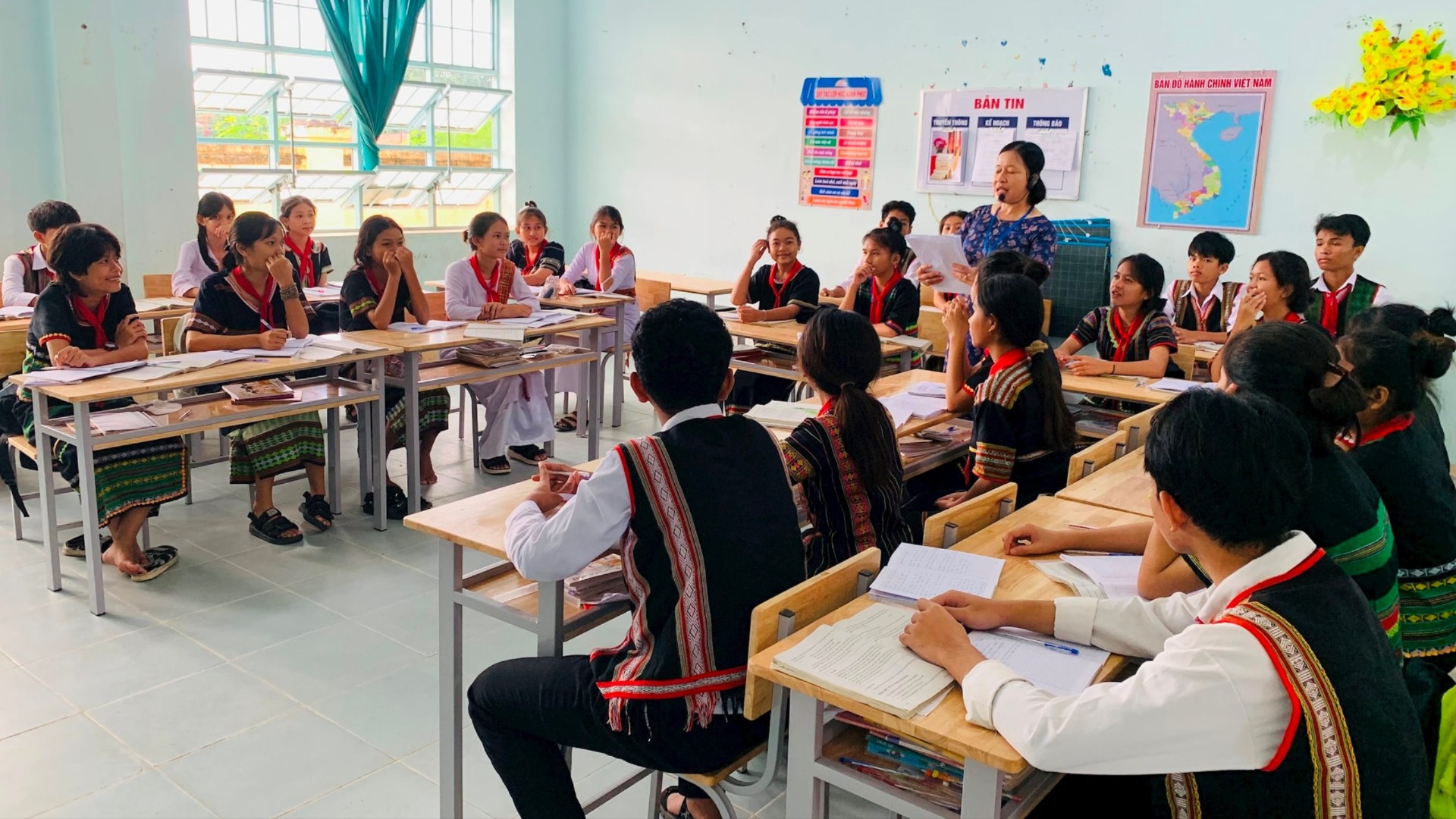 Từ nguồn lực của Chương trình Mục tiêu quốc gia xây dựng Nông thôn mới: Chắp cánh tri thức cho học sinh vùng đồng bào dân tộc thiểu số Lâm Đồng