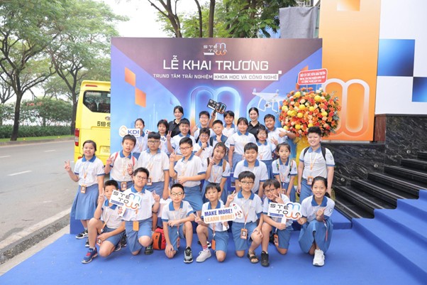 Tạp ch&iacute; gi&aacute;o dục