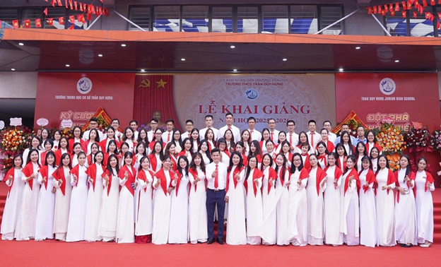 Tạp ch&iacute; gi&aacute;o dục