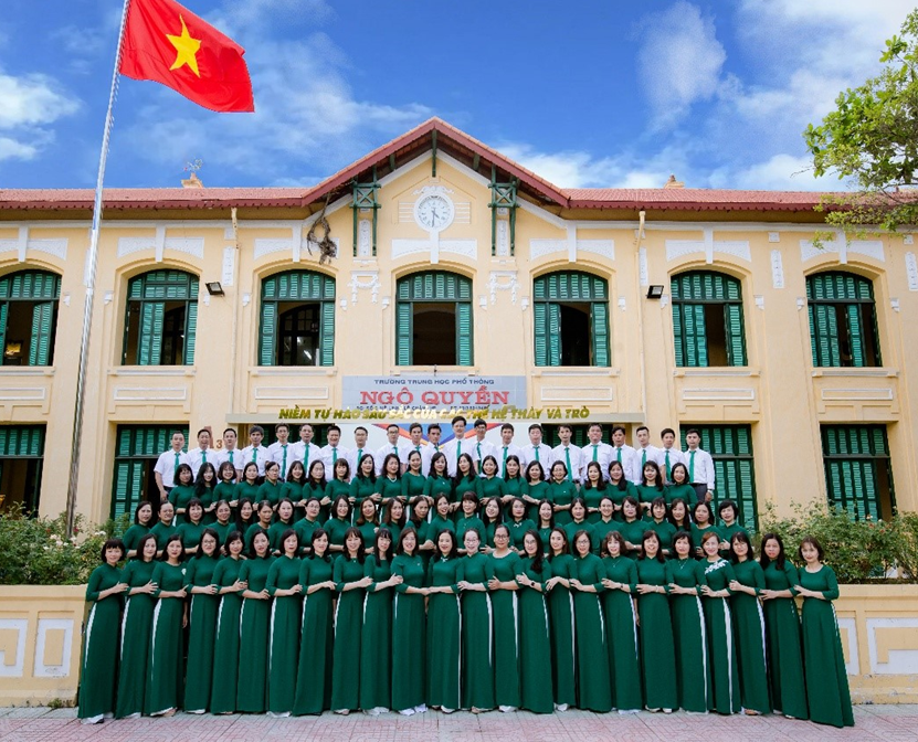 Tạp ch&iacute; gi&aacute;o dục