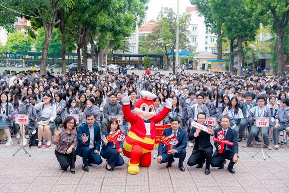 Tạp ch&iacute; gi&aacute;o dục