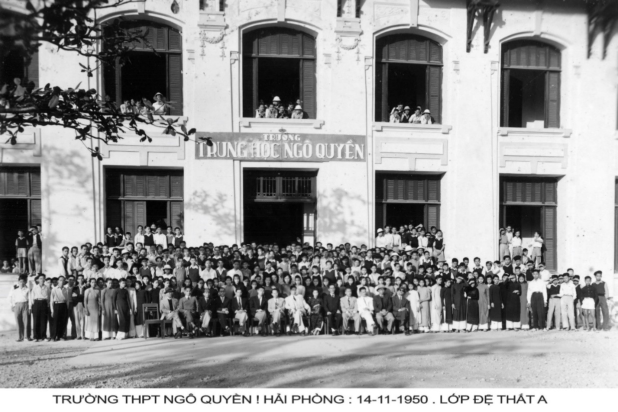 Tạp ch&iacute; gi&aacute;o dục