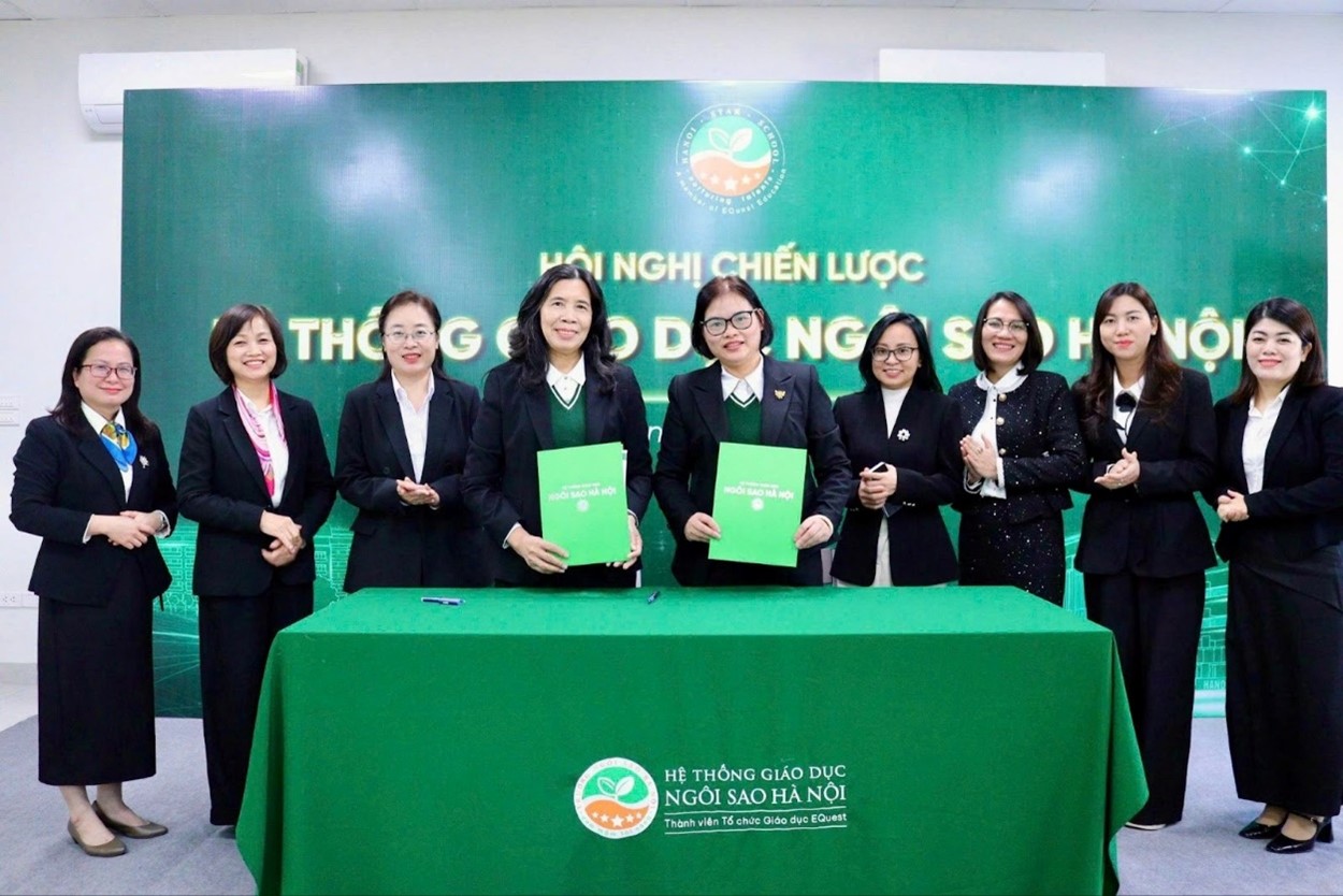 Tạp ch&iacute; gi&aacute;o dục