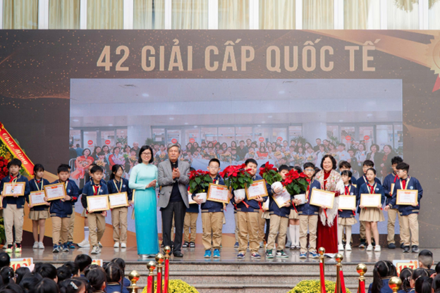 Tạp chí giáo dục