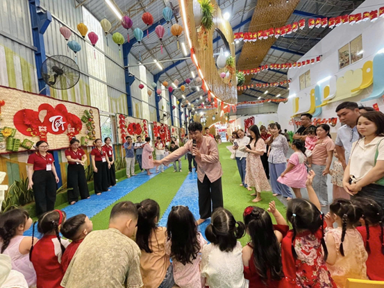 Tạp ch&iacute; gi&aacute;o dục