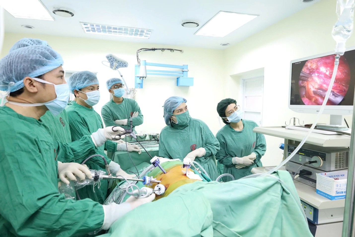 Tạp ch&iacute; gi&aacute;o dục