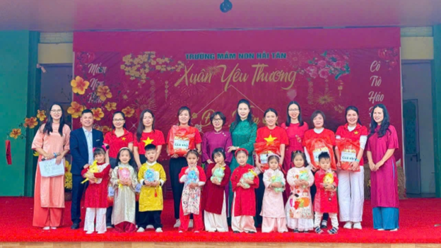 Trường Mầm non Hải Tân đổi mới giáo dục từ những hoạt động trải nghiệm thực tế: 