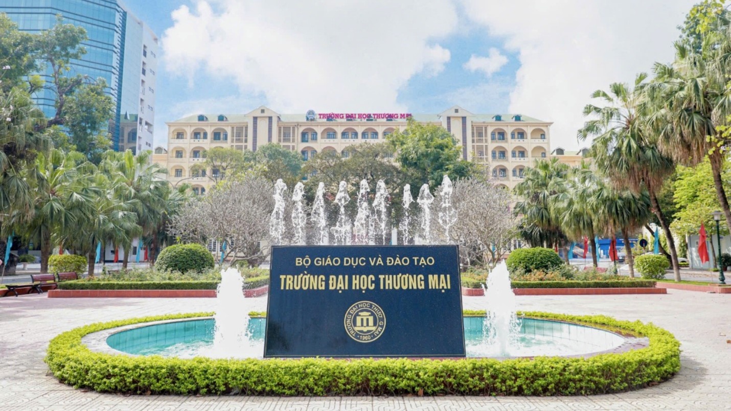 TẠI SAO NÊN LỰA CHỌN TRƯỜNG ĐẠI HỌC THƯƠNG MẠI?