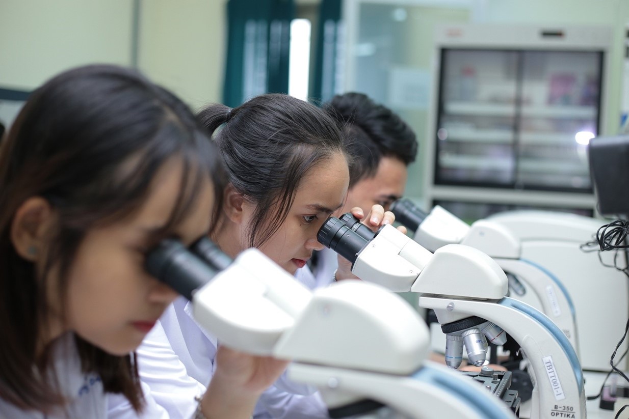 Tạp chí giáo dục