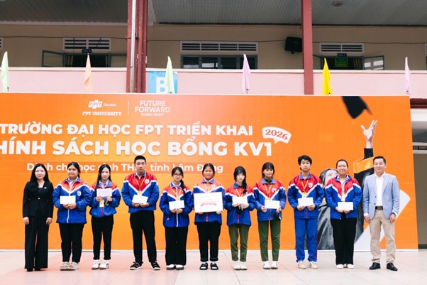 Tạp ch&iacute; gi&aacute;o dục