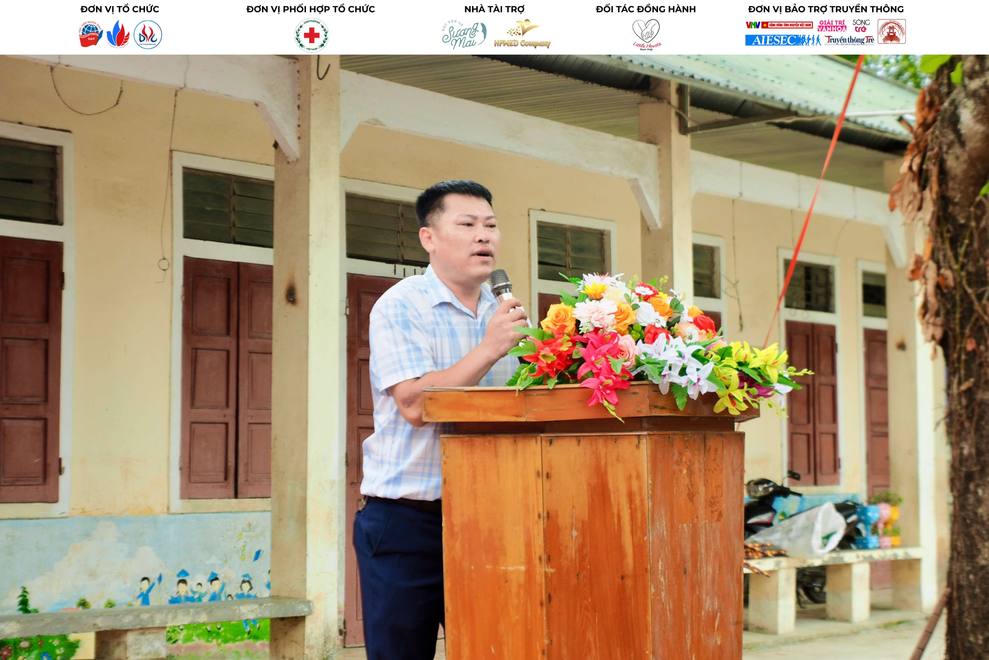 Tạp ch&iacute; gi&aacute;o dục