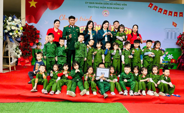 Tạp ch&iacute; gi&aacute;o dục