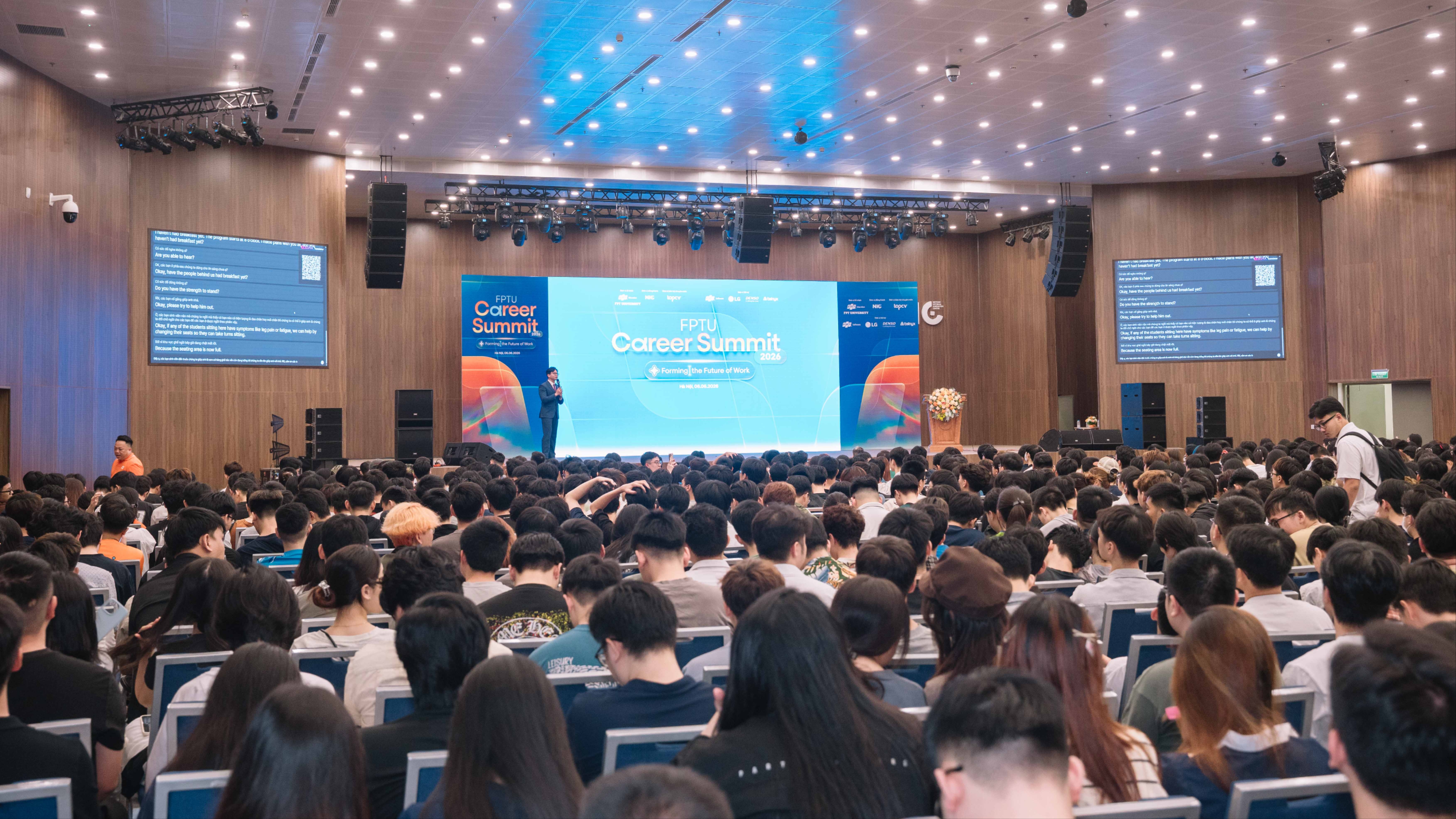 FPTU Career Summit 2026: Các chuyên gia “chỉ điểm” những năng lực giúp người trẻ “sống còn” trong kỷ nguyên AI