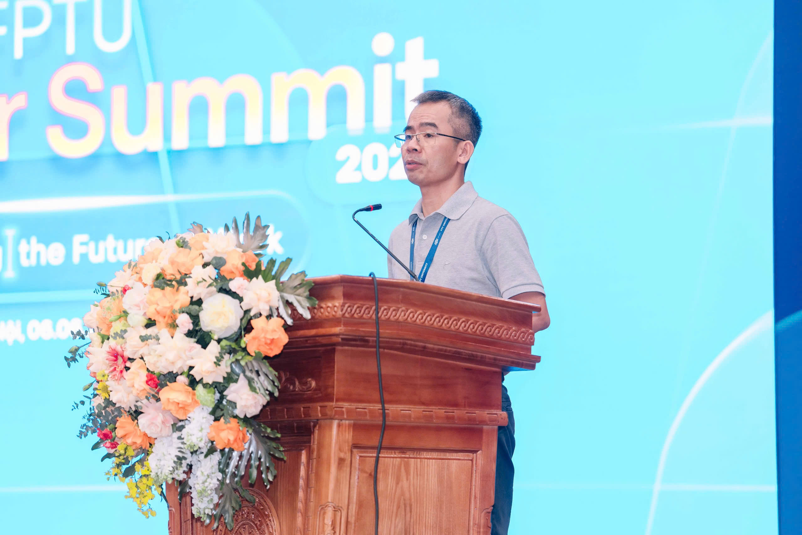 Tạp ch&iacute; gi&aacute;o dục