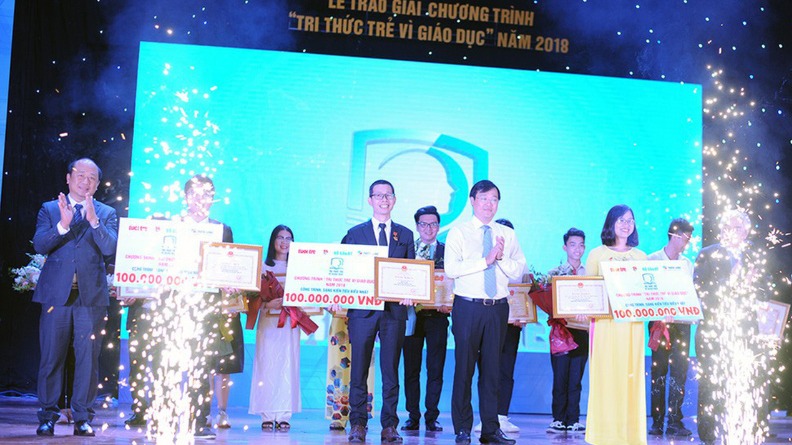 Câu chuyện về hành trình 25 năm 